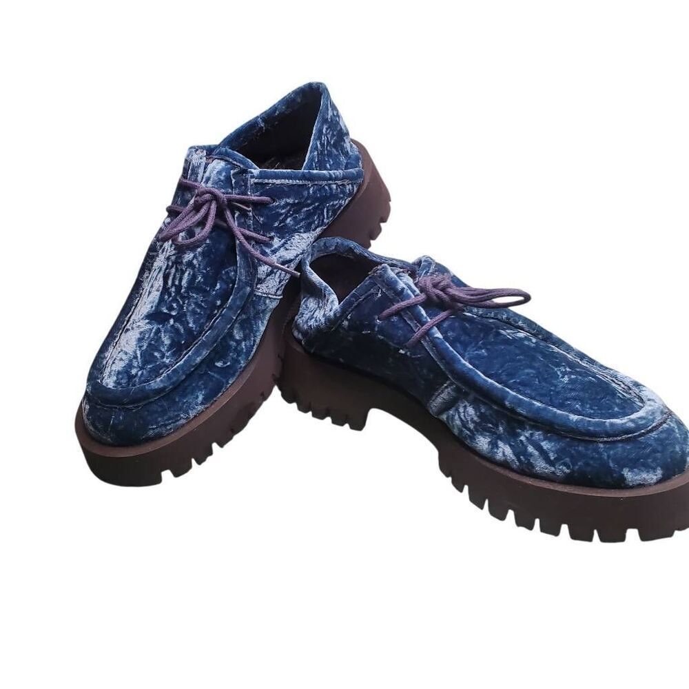 Free People Convertible Velvet Loafer In Disco Indigo Size 7.5. (38)